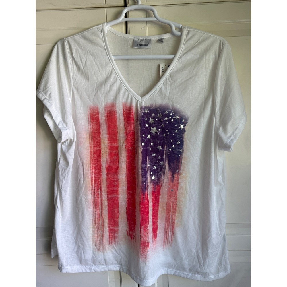 Avenue Womens Plus Size 22/24 American Flag Graphic V-Neck Tee White Made in USA